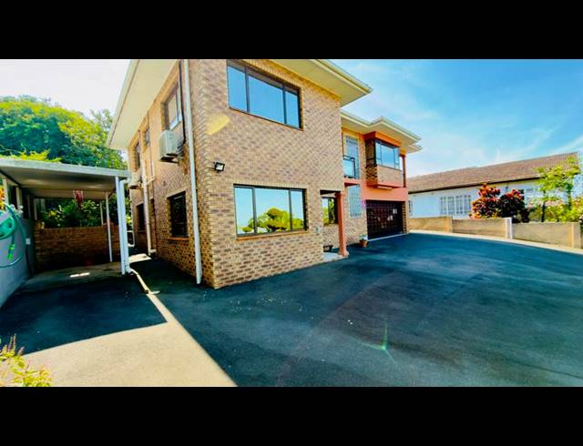 6 BEDROOM HOUSE FOR SALE IN RESERVOIR HILLS